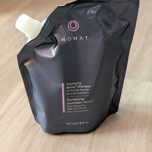 MONAT Volumizing Revive Shampoo - Black